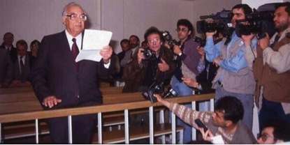 macintosh hd:users:burcu:desktop:haberler/fotolar:2 mart:yaşar kemal dgm.jpg