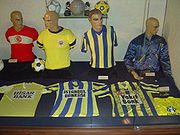 http://upload.wikimedia.org/wikipedia/commons/thumb/7/71/old_shirts.jpg/180px-old_shirts.jpg