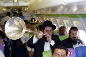 http://gift2shias.files.wordpress.com/2011/12/090812rabbis2.jpg?w=300&h=200