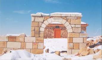 bey böyrek (bamsı beyrek) türbesi 